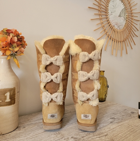 LIMITED EDITION ❗ UGG Bailey Triple Knit Bow Tall - Picture 5 of 13